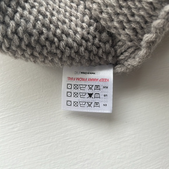 Furtalk winter knit hat NWT - Picture 9 of 9